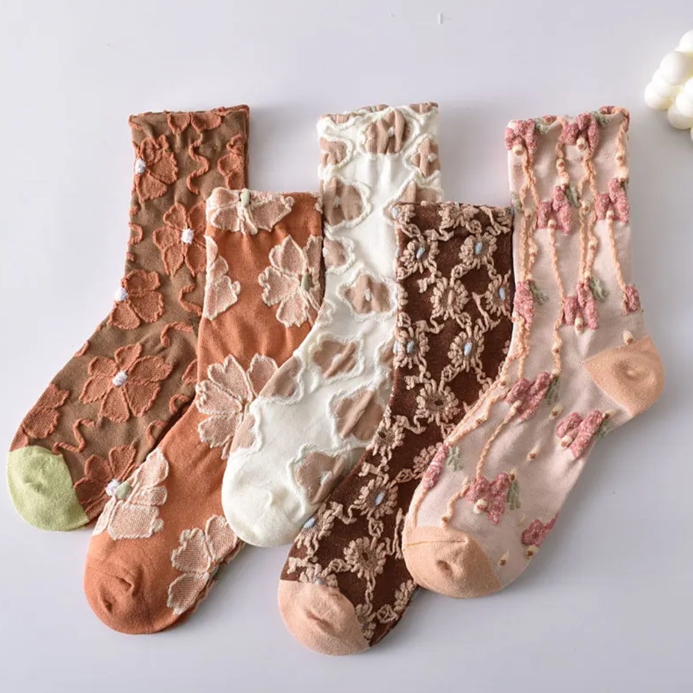 New 5 Pairs Vintage Style Rust and Peach Floral Socks